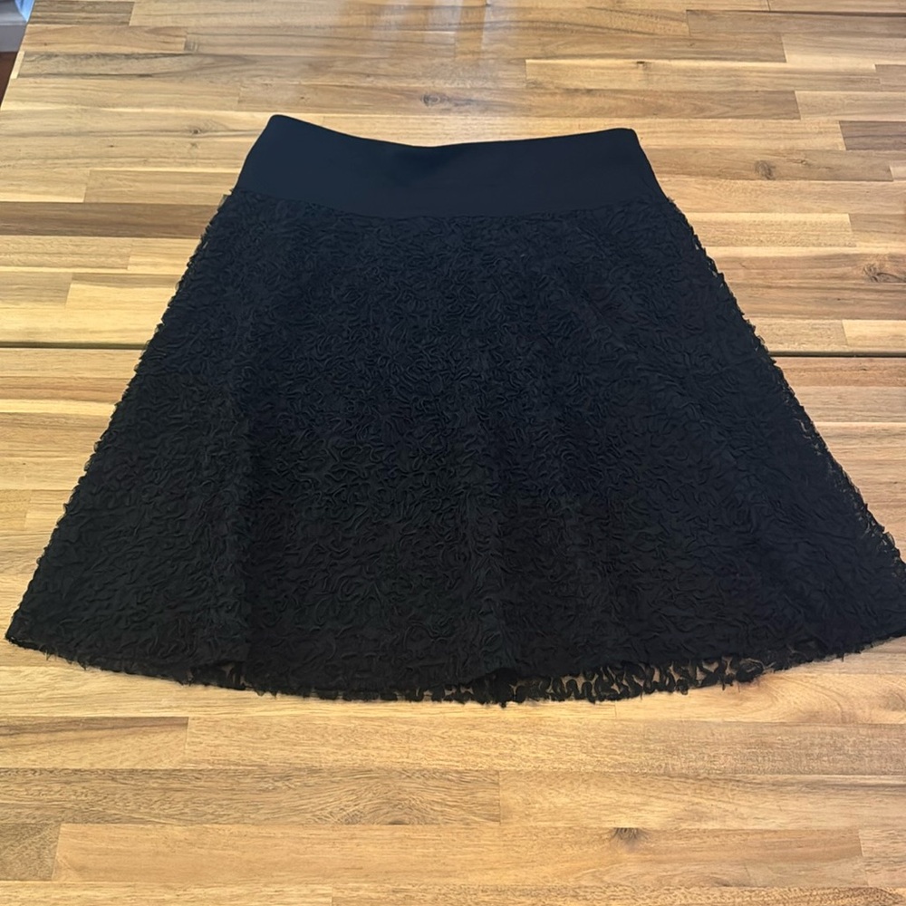 Ann Taylor Women’s Black Lacey Skirt - Size 4